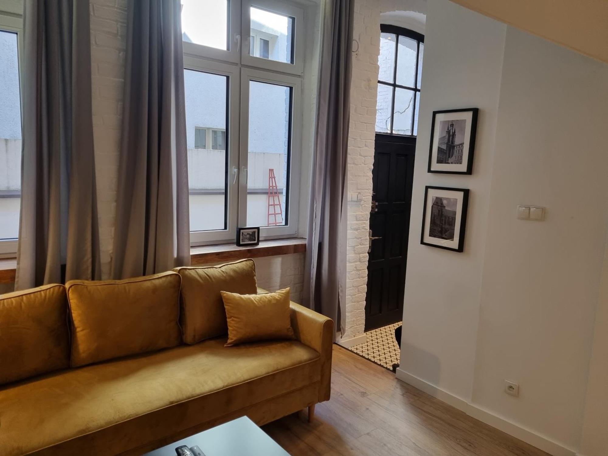 Apartment Honeymoon & Air-conditioning!
